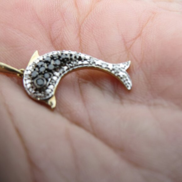 $1300 10k Gold Dolphin Black & white Diamond Pendent - Picture 3 of 3